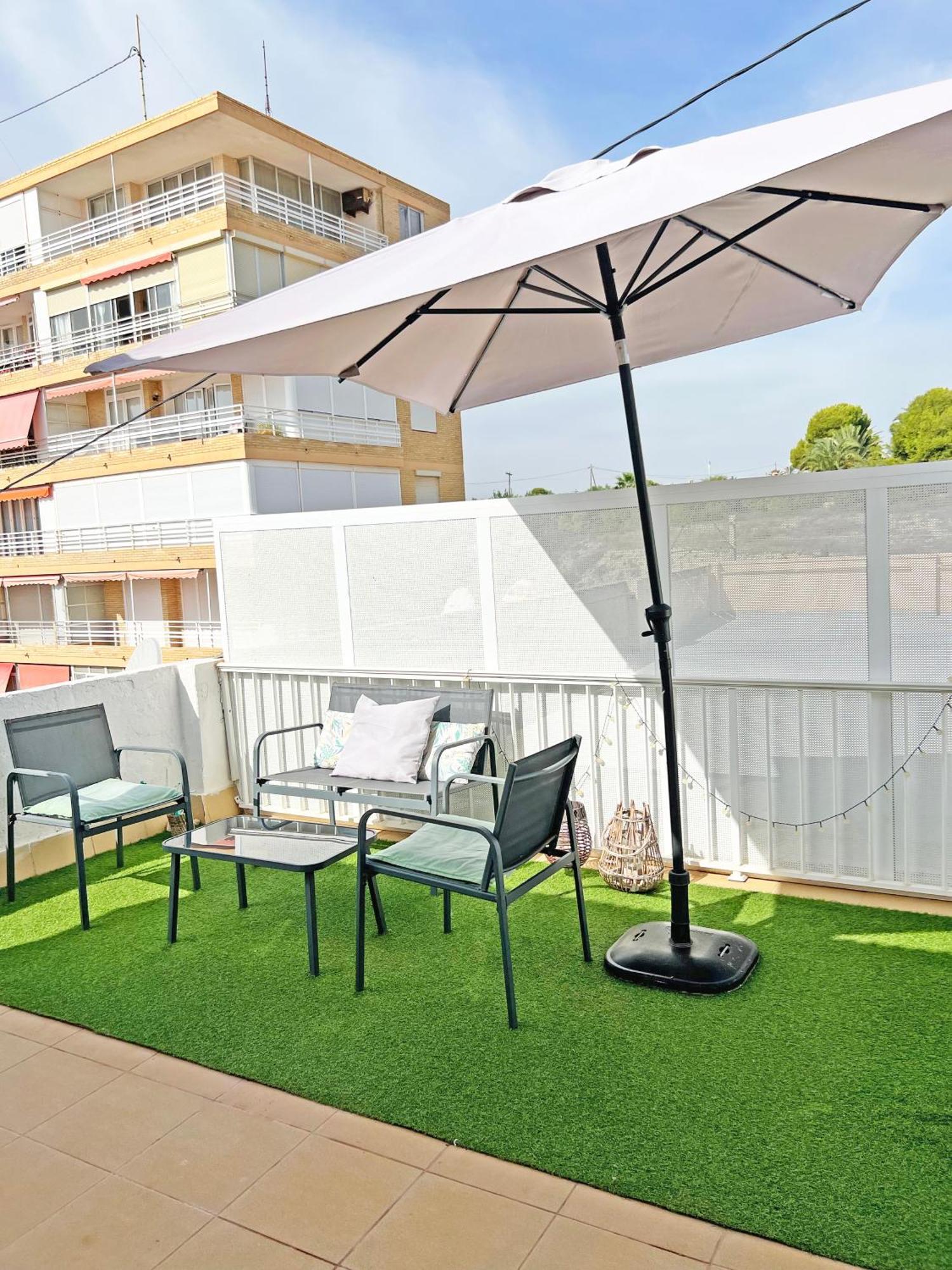 Atico Frente Al Mar 2 Terrazas Barbacoa Y Parking Sujeto A Disponibilidad Apartment El Campello Bagian luar foto
