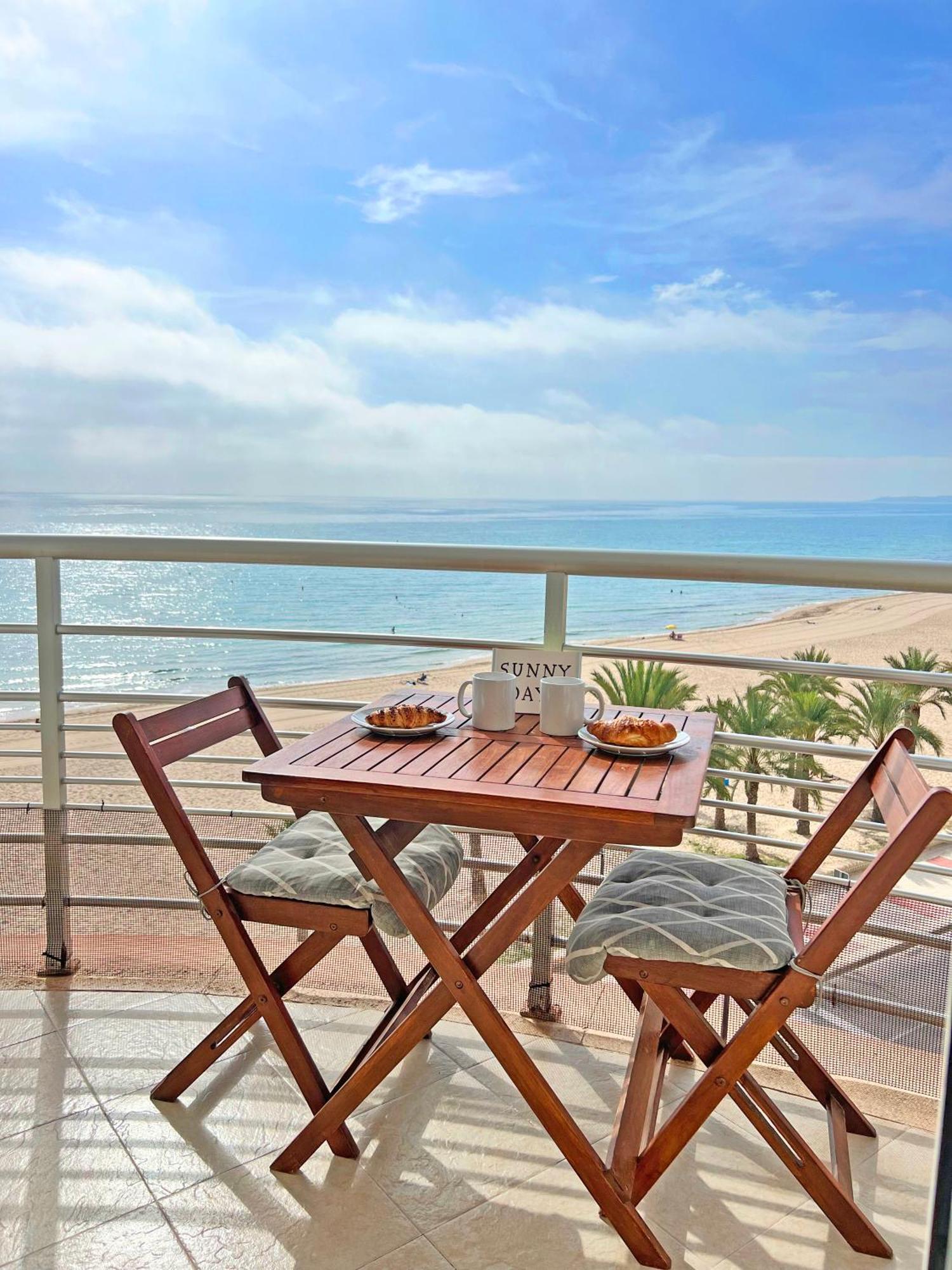 Atico Frente Al Mar 2 Terrazas Barbacoa Y Parking Sujeto A Disponibilidad Apartment El Campello Bagian luar foto